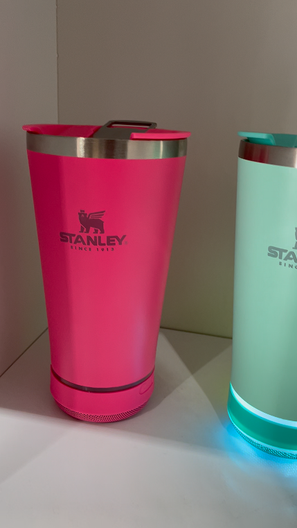 Copo Stanley Térmico Com Caixa de Som Bluetooth - Cores Sortidas (ÚLTIMAS UNIDADES)