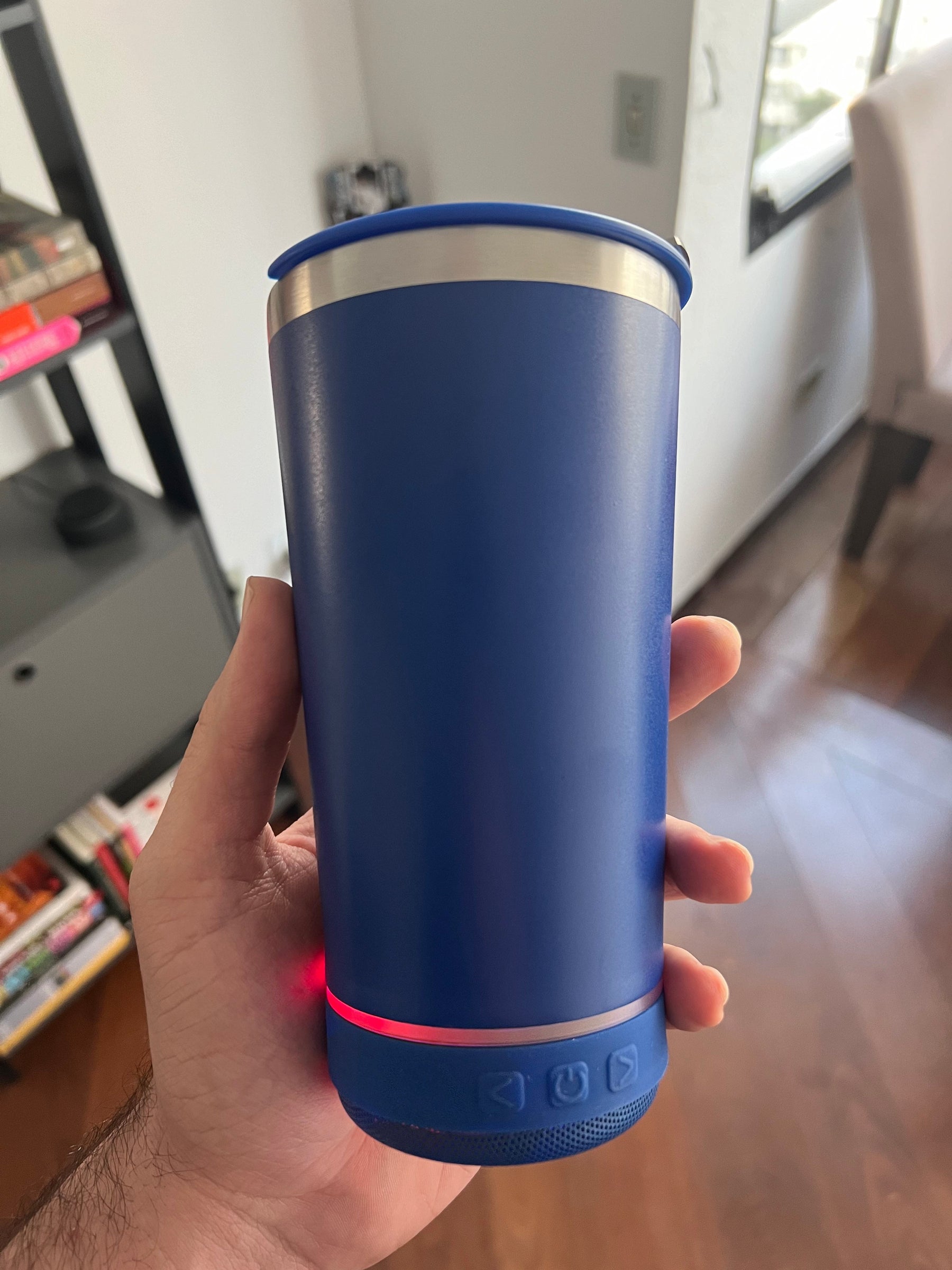 Copo Stanley Térmico Com Caixa de Som Bluetooth - Cores Sortidas (ÚLTIMAS UNIDADES)