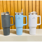 Stanley-Copo Termico com Tampa Canudo em Aço Inoxidável (ÚLTIMAS UNIDADES)