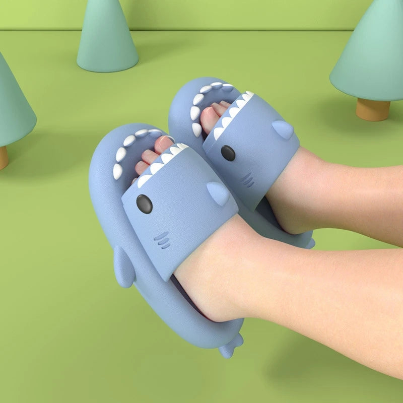 Chinelo Tubarão / Bebê Shark - Confortável e Antiderrapante